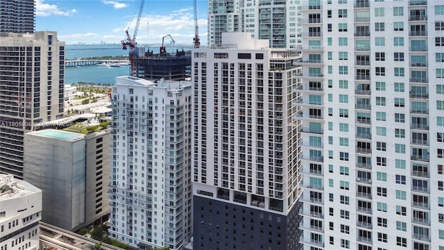 227 NE 2nd St Unit 2506, Miami, FL 33132 - photo 48