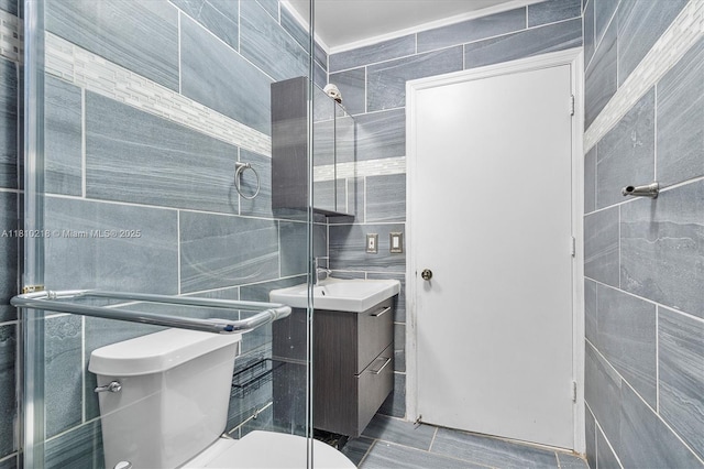 18110 SW 153rd Ct, Miami, FL 33187 - bathroom featuring tile walls and vanity