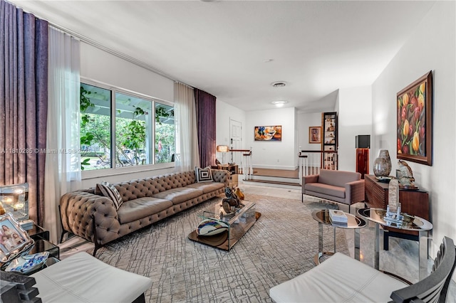 259 E Shore Dr E, Miami, FL 33133 - view of living area