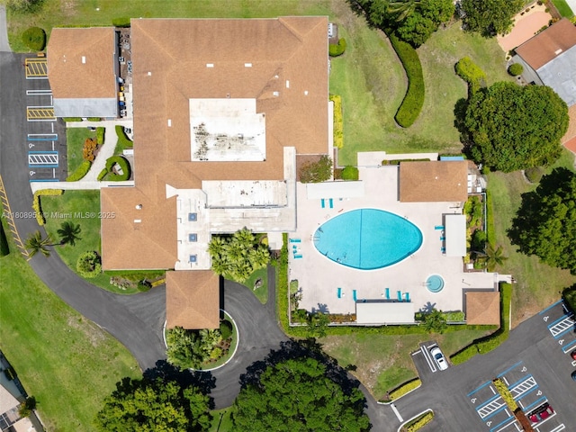 2394 NW 7th Ct, Delray Beach, FL 33445 - bird's eye view of a pool