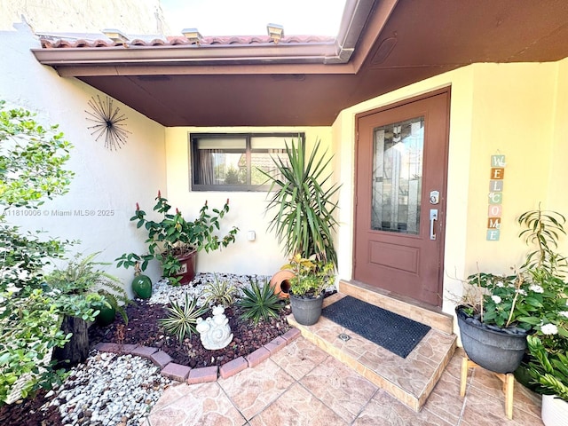 18830 NW 65th Ct, Hialeah, FL 33015 - entrance to property with stucco siding