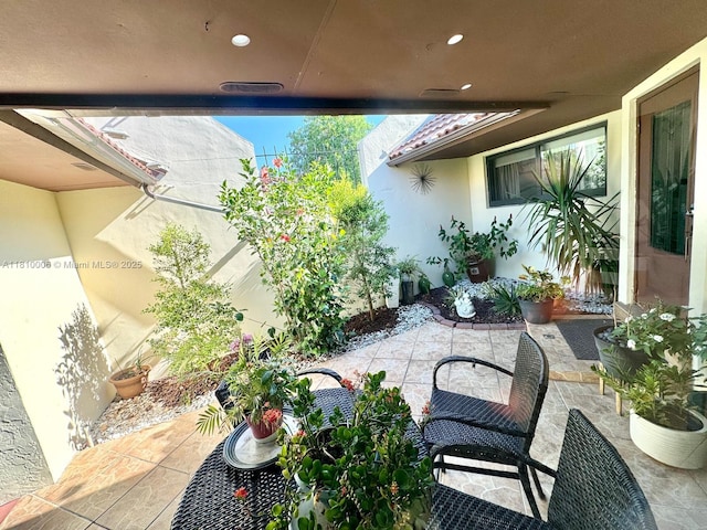 18830 NW 65th Ct, Hialeah, FL 33015 - view of patio / terrace