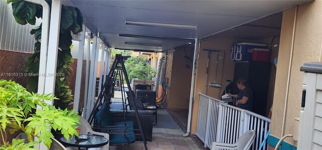 2985 W 80th St Unit 110, Hialeah, FL 33018 - view of hallway