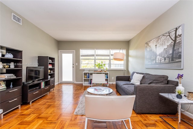 350 S Shore Dr Unit 7, Miami Beach, FL 33141 - living area featuring baseboards