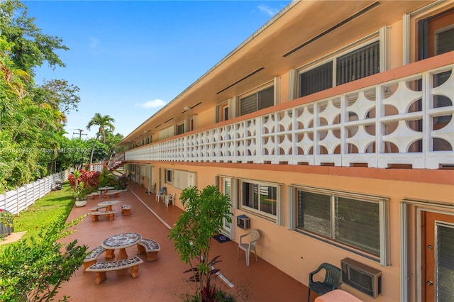 815 SW 10th Ter Unit 20V, Hallandale Beach, FL 33009 - photo 11