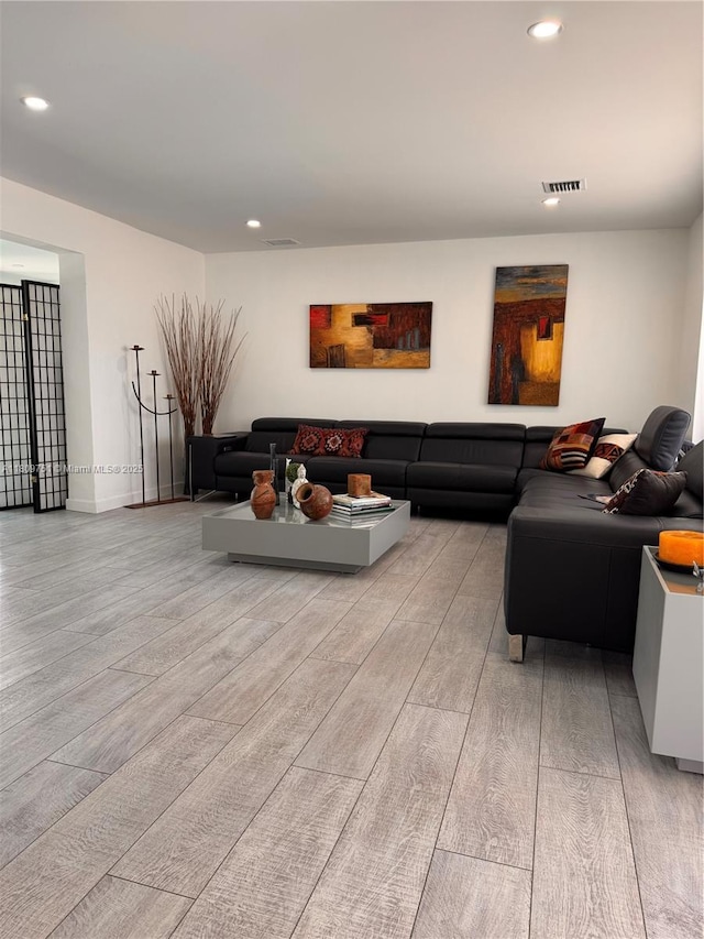 501 SW 18th St, Pompano Beach, FL 33060 - building lobby featuring recessed lighting