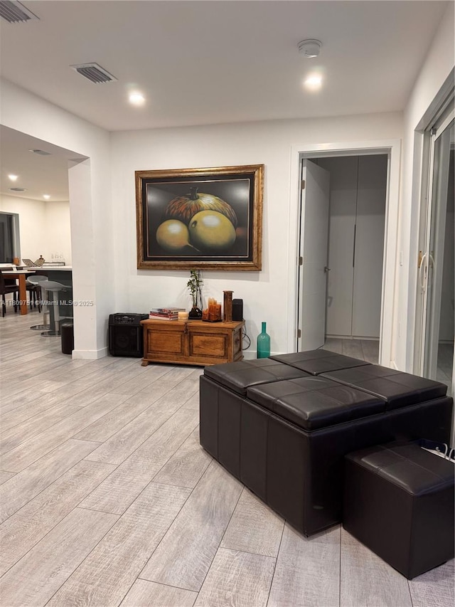 501 SW 18th St, Pompano Beach, FL 33060 - common area with recessed lighting