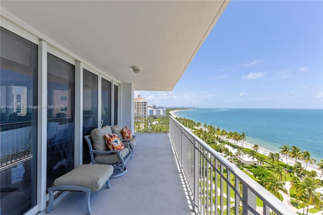 881 Ocean Dr Unit 13H, Key Biscayne, FL 33149 - balcony featuring a water view