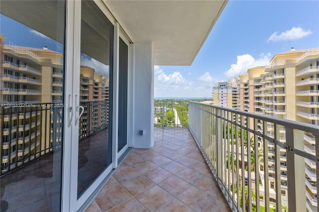 881 Ocean Dr Unit 13H, Key Biscayne, FL 33149 - view of balcony
