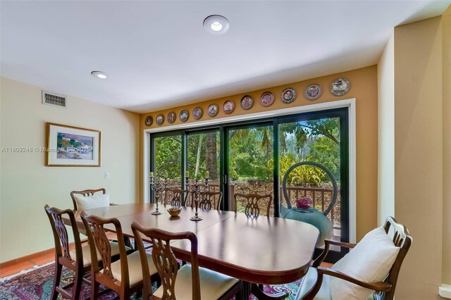 3169 Via Abitare Way Unit 6, Miami, FL 33133 - dining space featuring plenty of natural light, recessed lighting, and baseboards