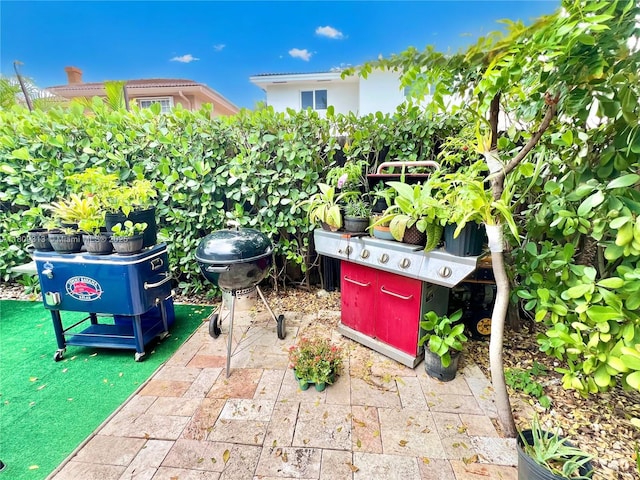 15333 SW 40th Ter, Miami, FL 33185 - view of patio