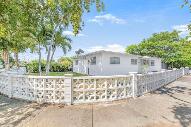 3202 SW 3rd St, Miami, FL 33135 - view of front of house with a fenced front yard