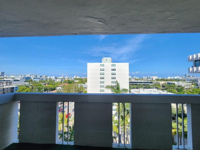 800 W Ave Unit 920, Miami Beach, FL 33139 - balcony featuring a view of city