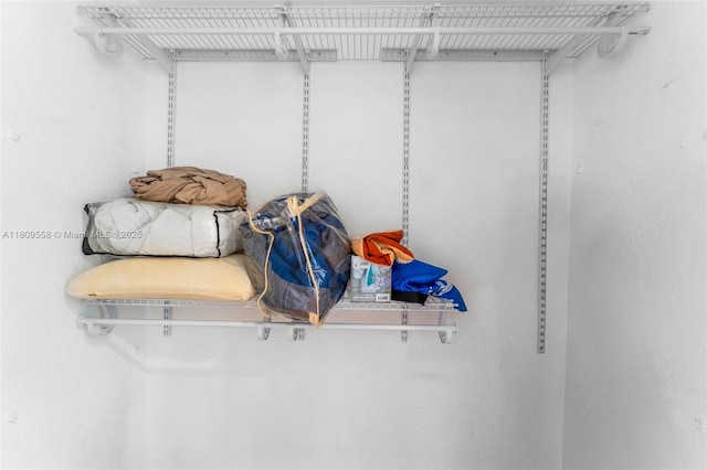 401 69th St Unit 708, Miami Beach, FL 33141 - view of spacious closet