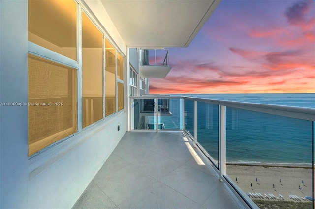 3700 Galt Ocean Dr Unit 1408, Fort Lauderdale, FL 33308 - balcony at dusk featuring a water view