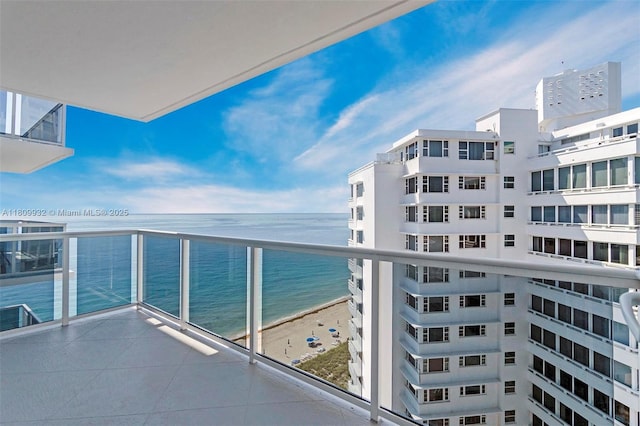 3700 Galt Ocean Dr Unit 1408, Fort Lauderdale, FL 33308 - balcony featuring view of water and beach