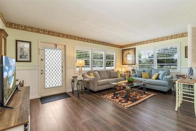 284 Prescott N Unit 284, Deerfield Beach, FL 33442 - living area featuring a textured ceiling and dark wood-style floors