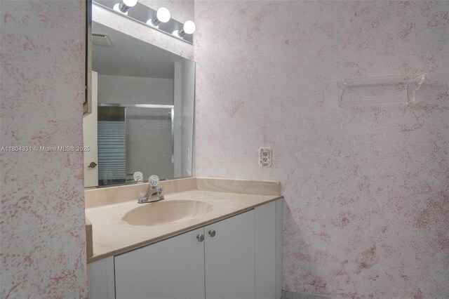 306 Cambridge Rd Unit 2-36, Hollywood, FL 33024 - bathroom featuring vanity