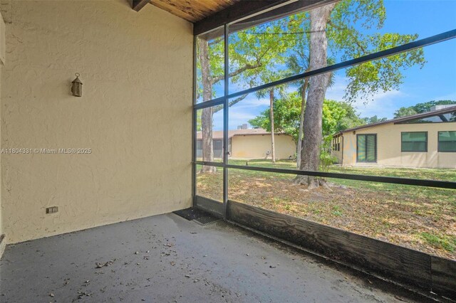 306 Cambridge Rd Unit 2-36, Hollywood, FL 33024 - view of unfurnished sunroom