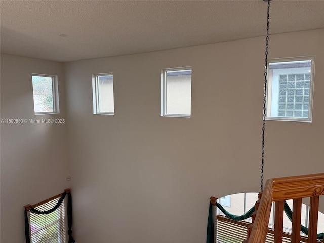 5552 NW 125th Ter, Coral Springs, FL 33076 - detailed view of a textured ceiling