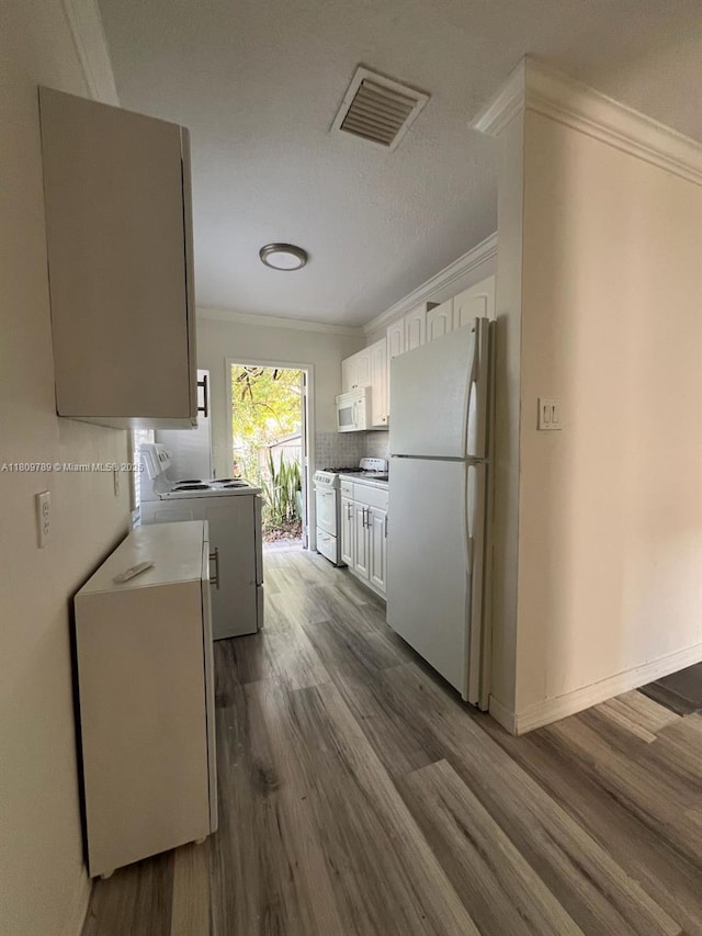 915 N 19th Ave, Hollywood, FL 33020 - photo 19