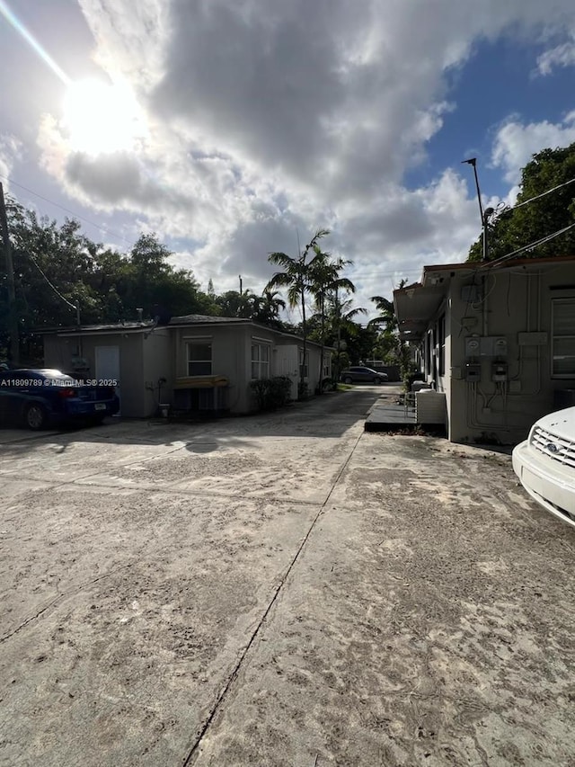 915 N 19th Ave, Hollywood, FL 33020 - view of side of property
