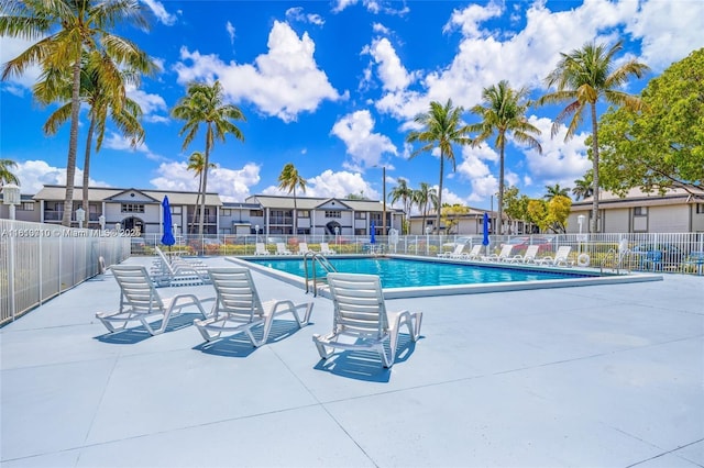 20760 NE 4th Ct Unit 201, Miami, FL 33179 - community pool with a patio