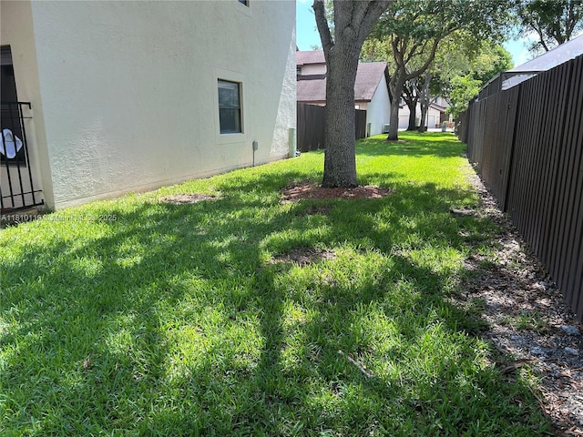 13731 SW 103rd Ter, Miami, FL 33186 - view of yard