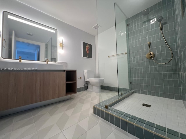 601 NE 1st Ave Unit 3205, Miami, FL 33132 - bathroom with vanity, a tile shower, and toilet