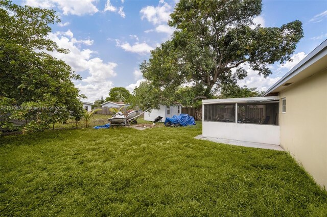 3430 N 65th Ave, Hollywood, FL 33024 - view of yard with a sunroom