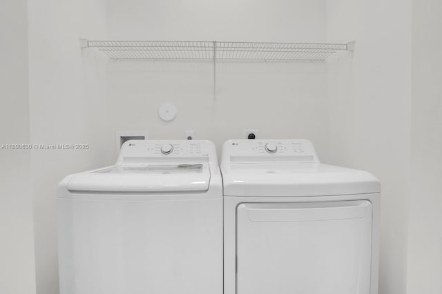 4123 Parkside Dr, Jupiter, FL 33458 - laundry area with separate washer and dryer