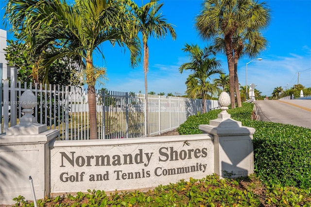 425 N Shore Dr, Miami Beach, FL 33141 - view of community sign