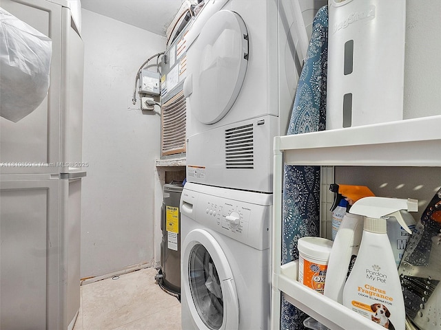 8411 Forest Hills Dr Unit 307, Coral Springs, FL 33065 - laundry area with stacked washer and clothes dryer