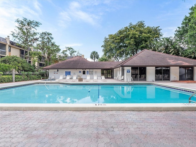 8411 Forest Hills Dr Unit 307, Coral Springs, FL 33065 - view of community pool