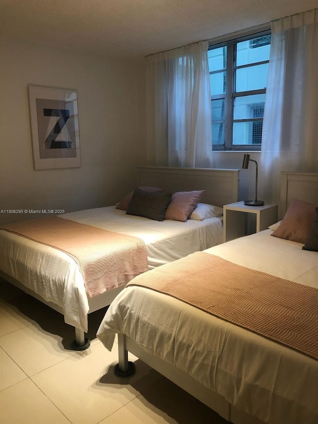 3901 S Ocean Dr Unit 1B, Hollywood, FL 33019 - view of tiled bedroom