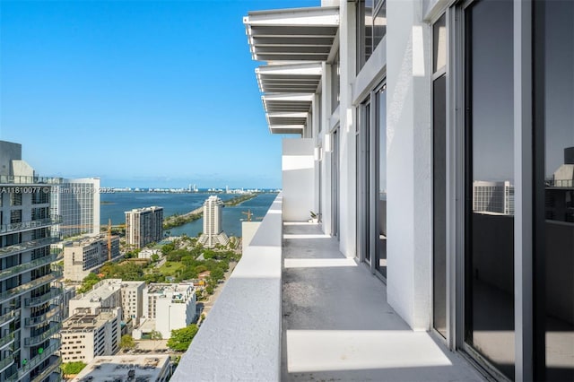 3301 NE 1st Ave Unit Ph7, Miami, FL 33137 - balcony featuring a water view and a view of city