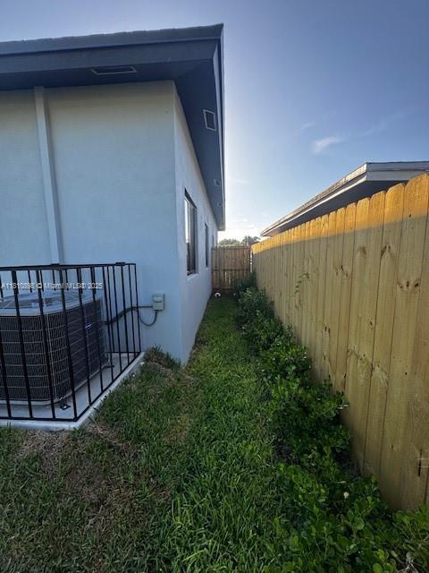 307 NW 28th Ave, Fort Lauderdale, FL 33311 - photo 6
