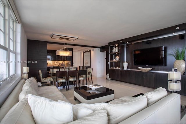 100 Lincoln Rd Unit 647, Miami Beach, FL 33139 - view of living room
