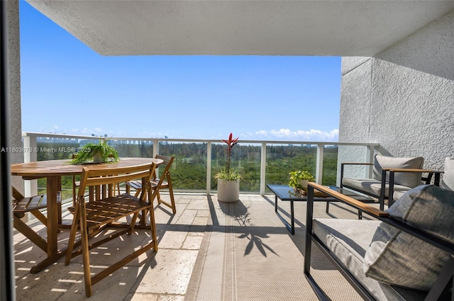14951 Royal Oaks Ln Unit 901, North Miami, FL 33181 - view of balcony