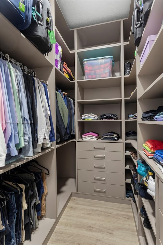 146 Dockside Cir, Weston, FL 33327 - spacious closet with light wood-style floors