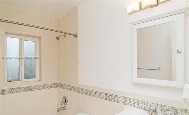 1215-1217 NE 16th Ave, Fort Lauderdale, FL 33304 - bathroom with shower / bathtub combination and toilet