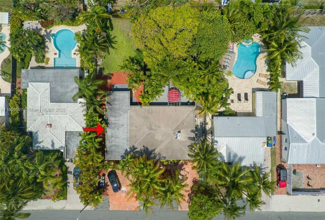 1215-1217 NE 16th Ave, Fort Lauderdale, FL 33304 - bird's eye view of a pool
