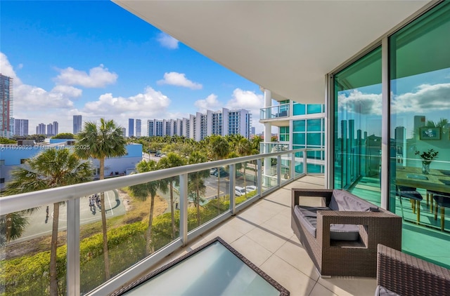 3131 NE 188th St Unit 2-506, Aventura, FL 33180 - balcony with a city view