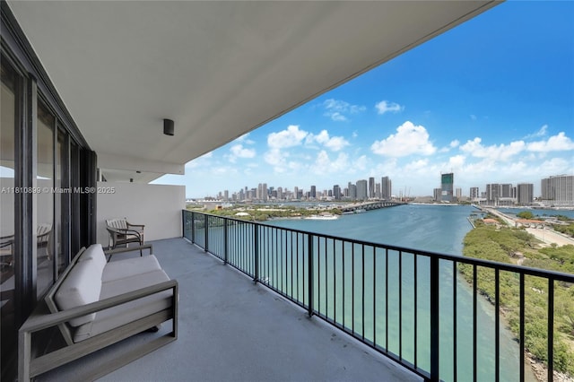 1000 Venetian Way Unit 1306, Miami, FL 33139 - photo 3