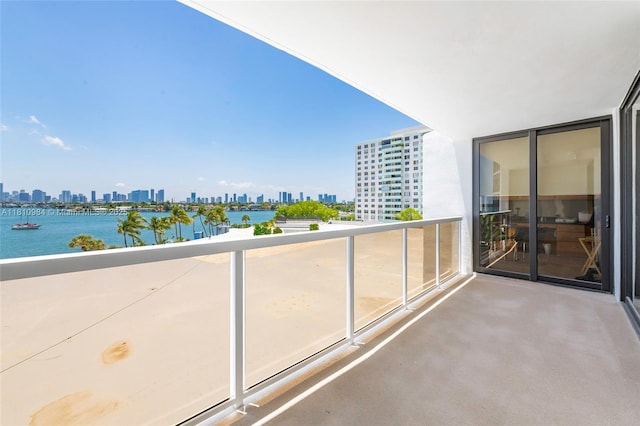 9 Island Ave Unit 505, Miami Beach, FL 33139 - balcony with a view of skyline and a water view