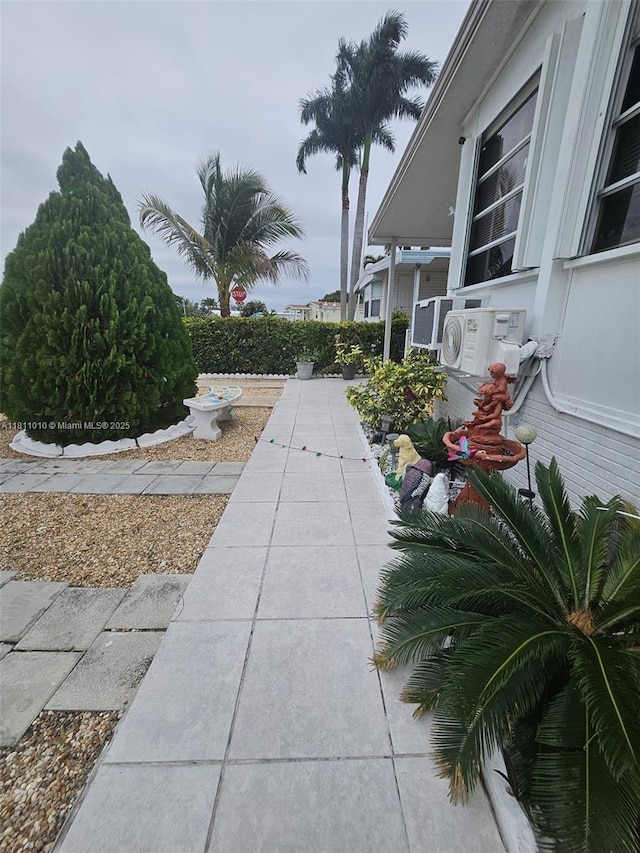 2848 W Marina Dr, Dania Beach, FL 33312 - view of property's community