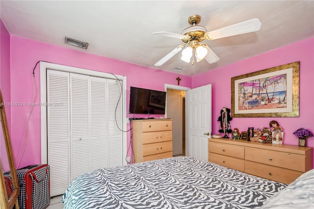 4697 SW 35th Ave, Dania Beach, FL 33312 - bedroom with a closet and a ceiling fan
