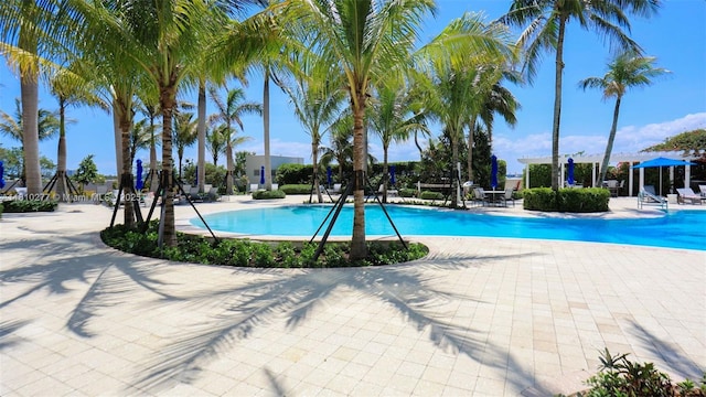 1 N Ocean Blvd Unit 508, Pompano Beach, FL 33062 - community pool with a patio