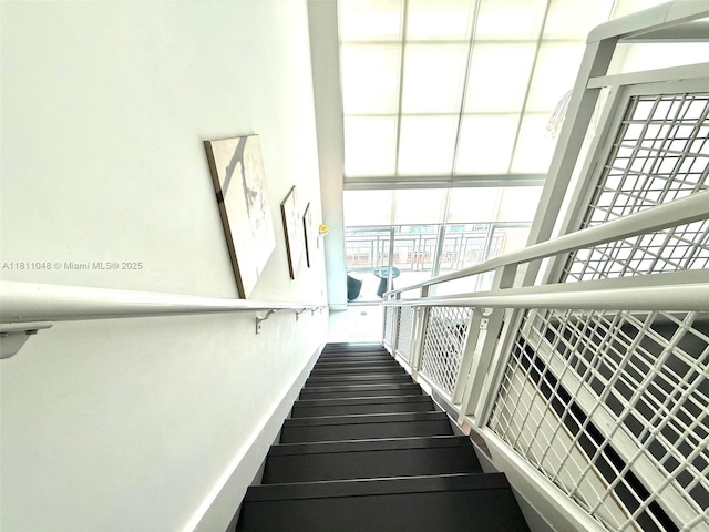 253 NE 2nd St Unit 625, Miami, FL 33132 - view of staircase