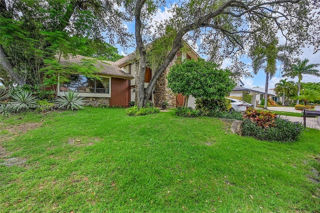 863 W Coco Plum Cir, Plantation, FL 33324 - view of green lawn